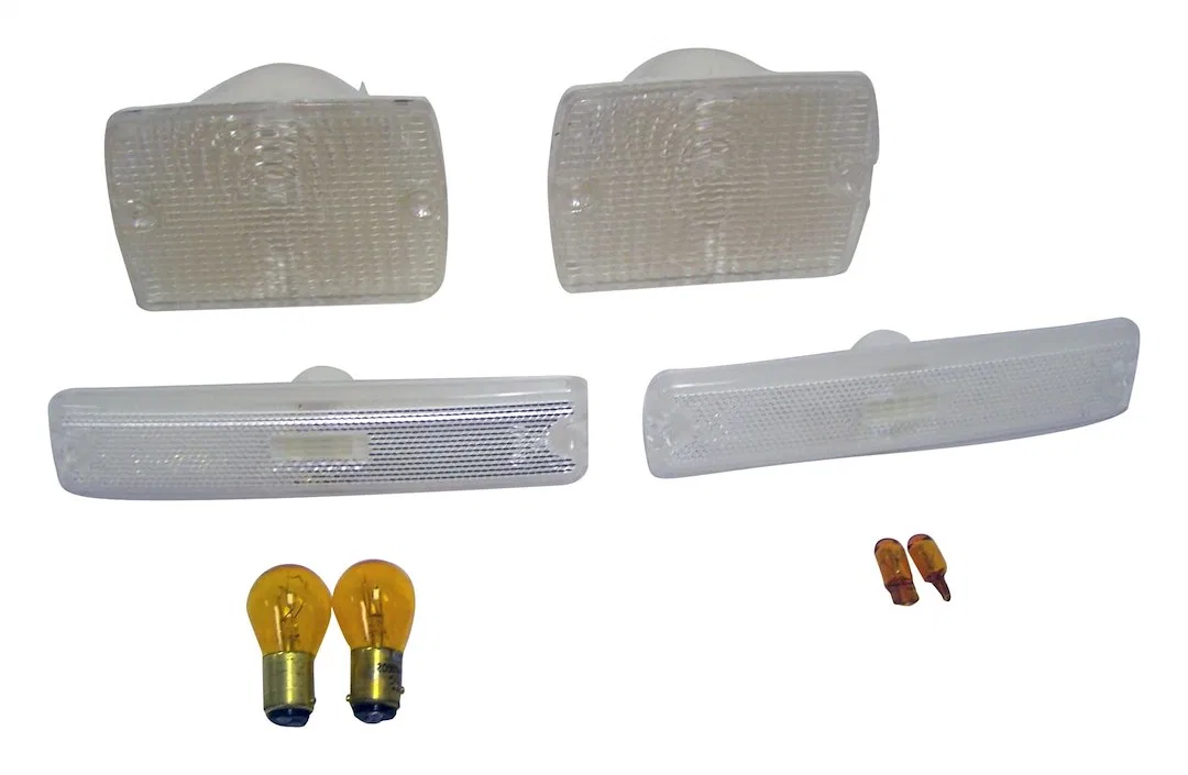 RT28010 – CROWN AUTO Parking/ Turn Signal Light Assembly, Clear Lens Amber Bulb Set Of 4